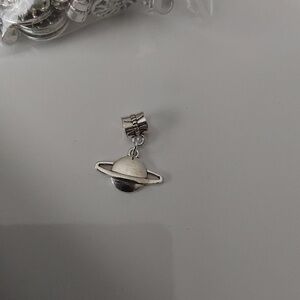 Saturn Charm Will FIT Pandora and other European Systems